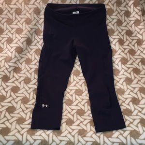 Small under armour compression leggings